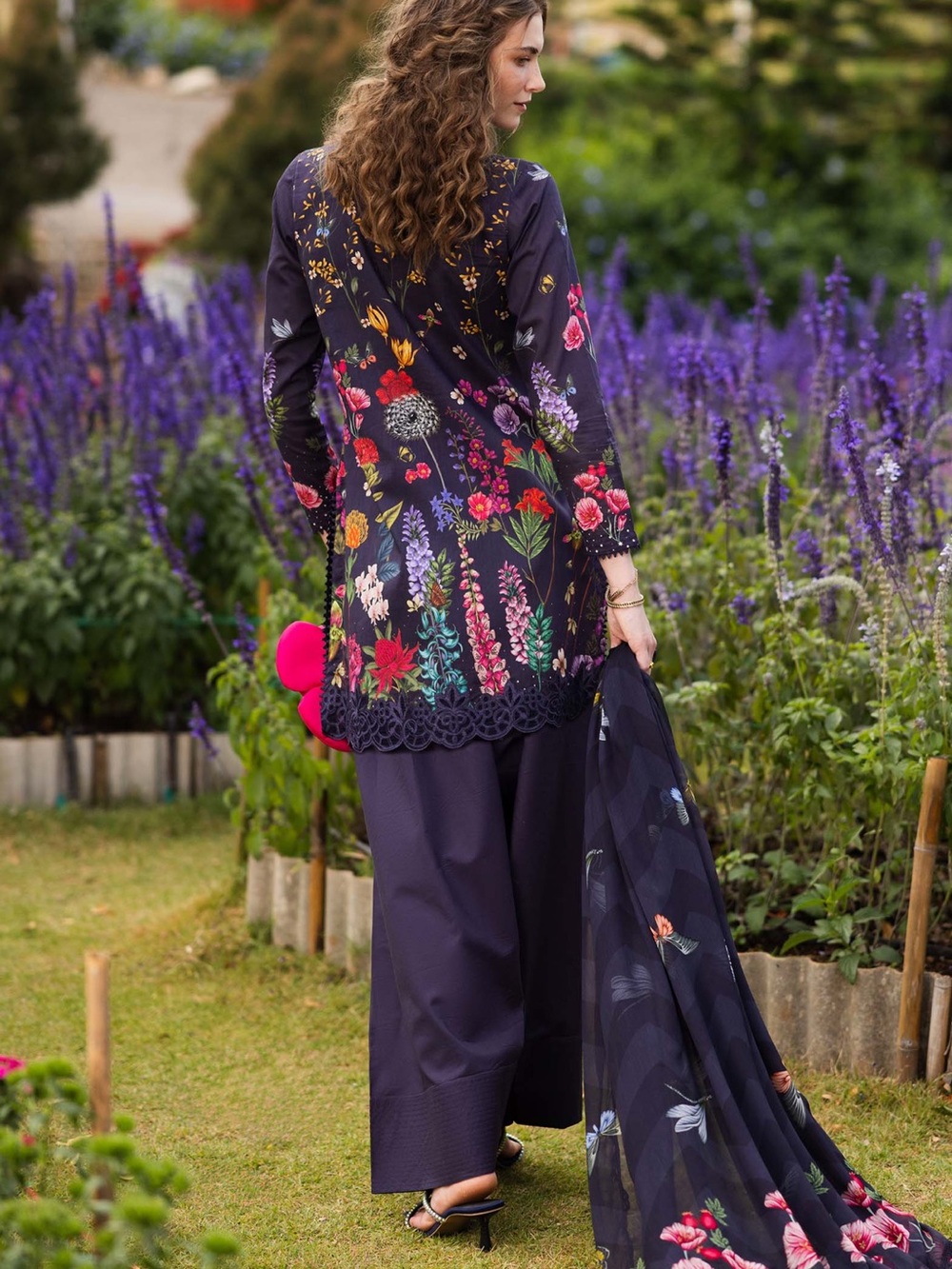 Maria B 3 piece lawn set- Farshi Shalwar - Picture 3 of 4